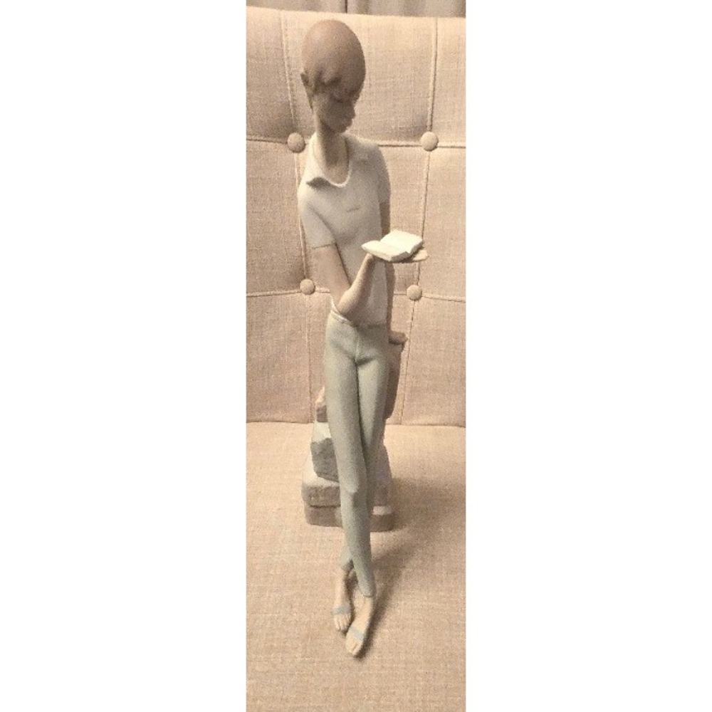 Large Vintage Lladró Porcelain Figurine Boy Reading Book #5000 Matte 18"
